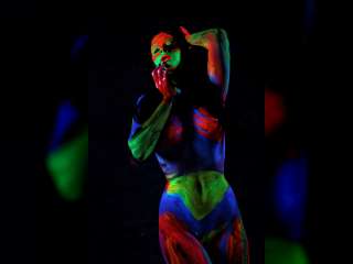 body paint fsk18 & 16 body paint fsk18 & 16