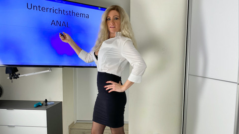 Anal Lehrerin