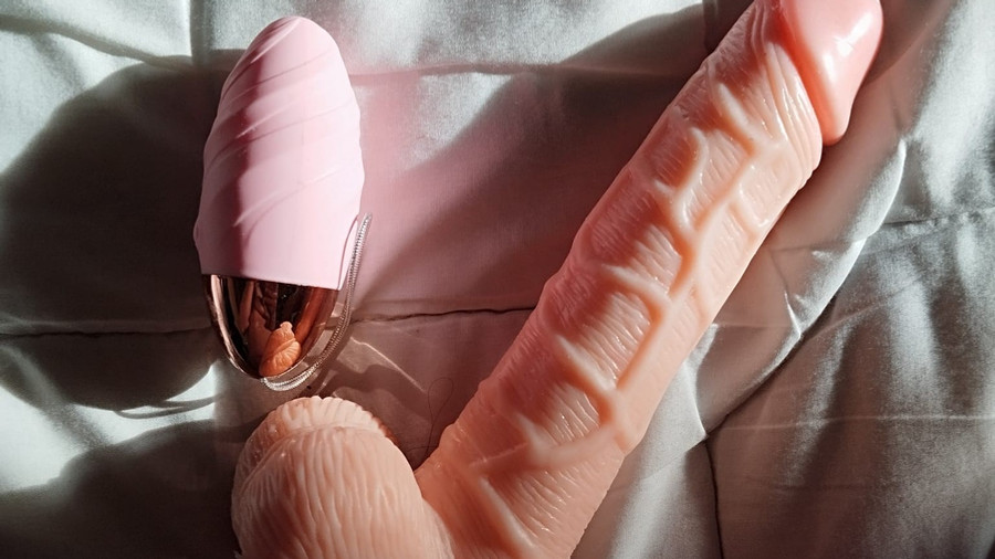 geiler Dildo Creampie-fick