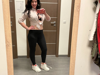 Hier bin ich und stelle mich vor Hier bin ich und stelle mich vor