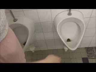 PUBLIC! Fick auf dem Kneipenklo
