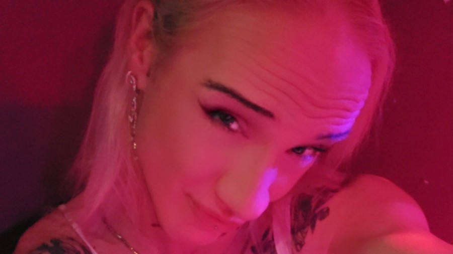 Bitchgirl