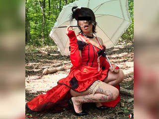 Die Visionärin Madame Pompöös teil 1 Die Visionärin Madame Pompöös teil 1