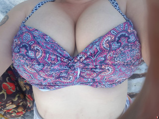 Bikini gefällig? Bikini gefällig?