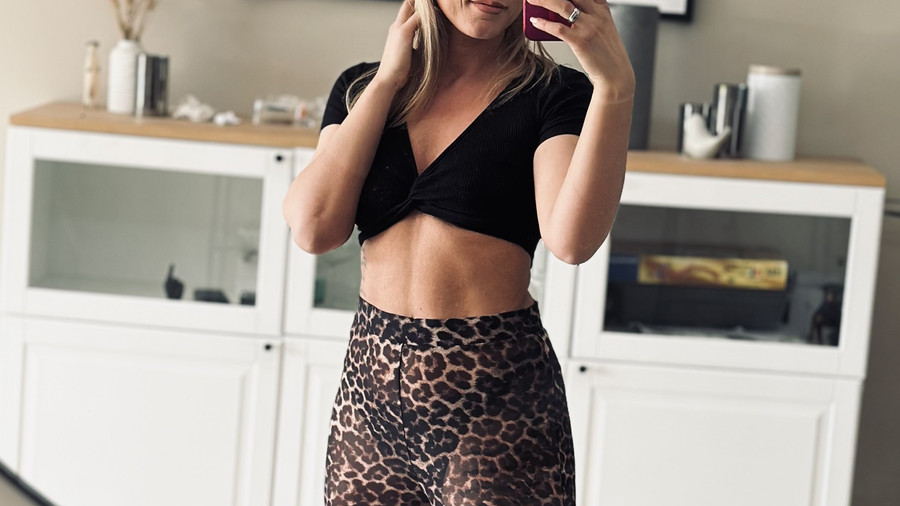 HotwifeDiana