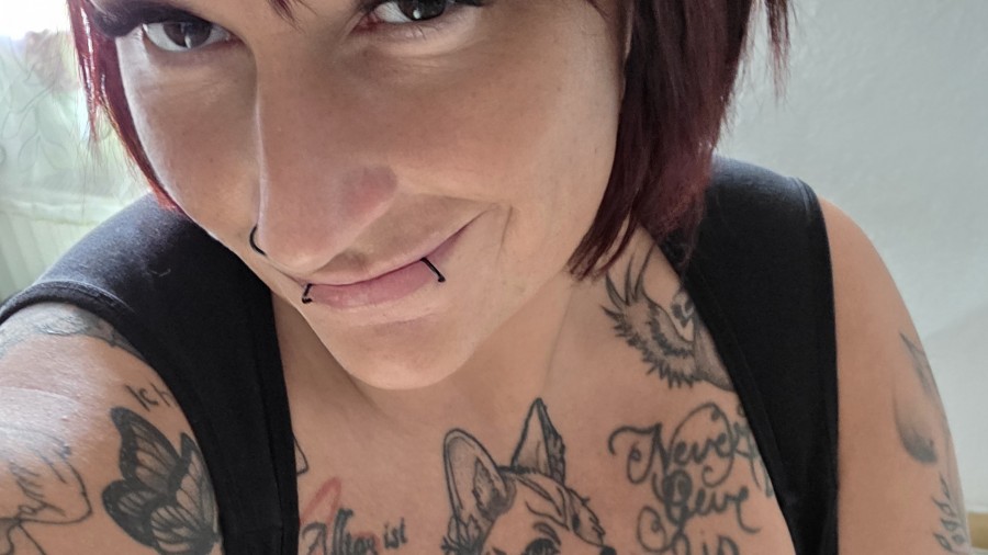 CurvyInkMom