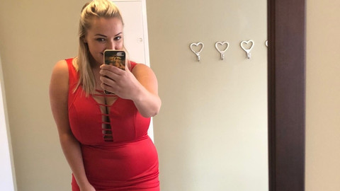 Mein rotes Kleid wird dich Wahnsinnig machen..